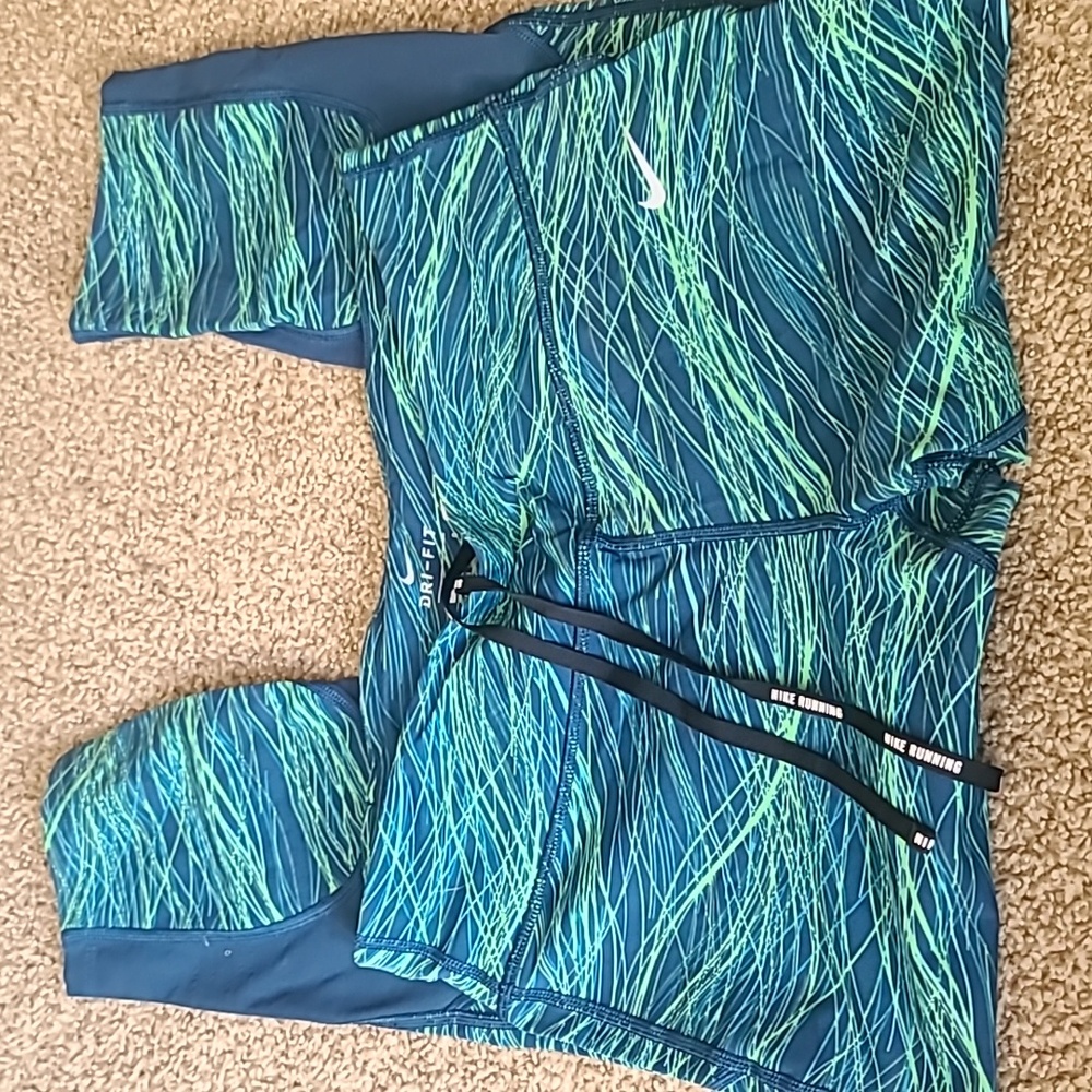 Nike Dri fit capri